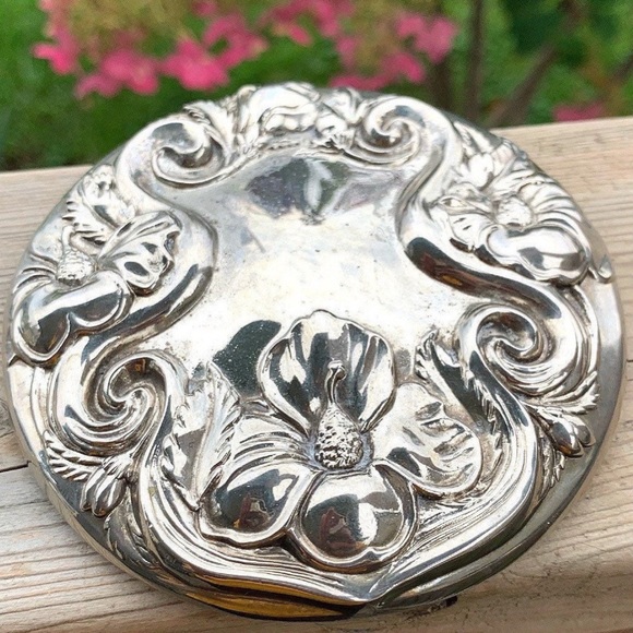 Vintage Mirror Silver Repousse Floral Hand Held Edwardian Round Flowers Roses - Picture 3 of 10